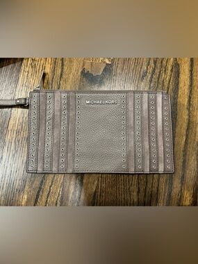 Michael Kors Beige Leather Zip Pouch Wristlet TAUPE